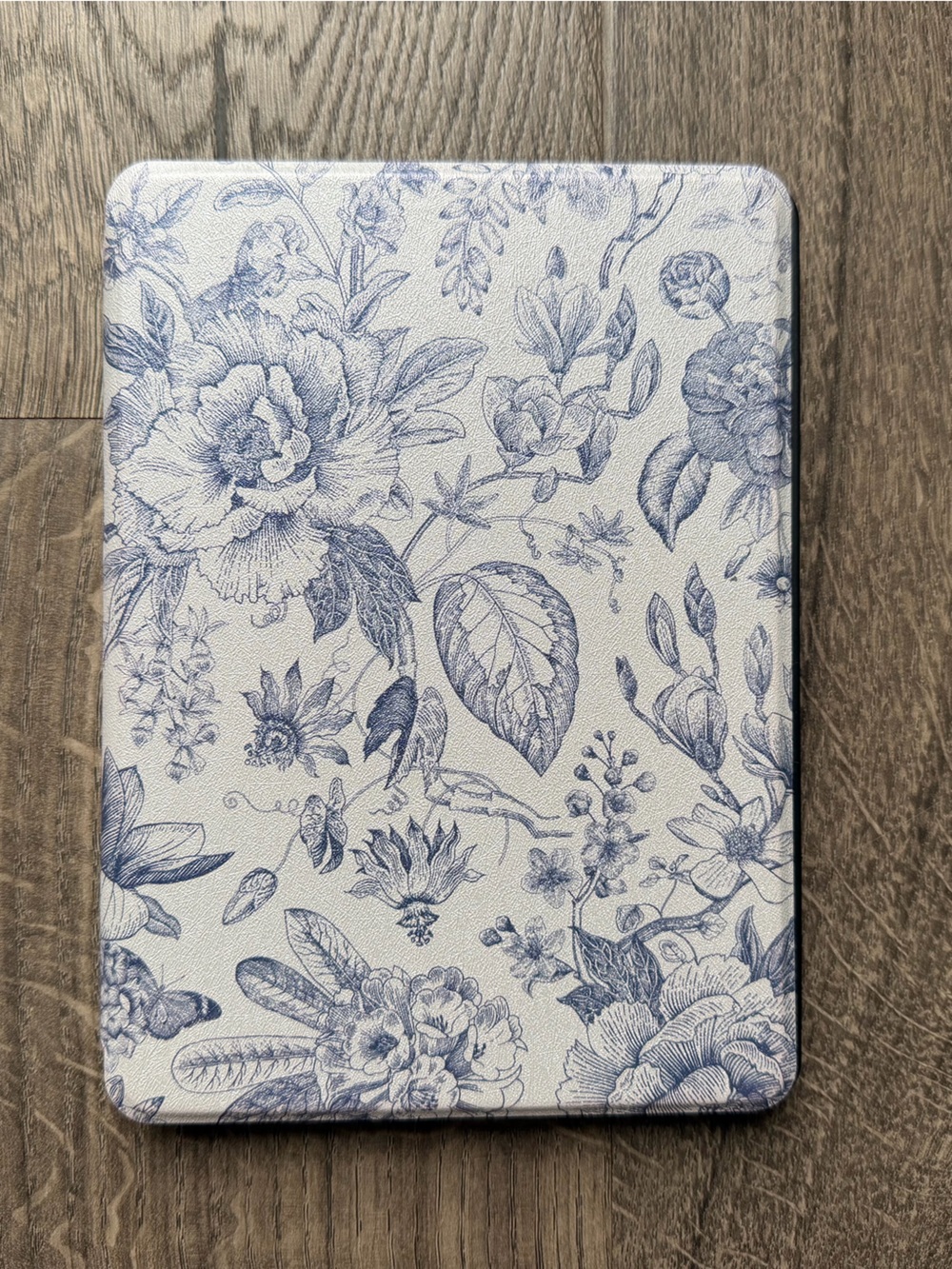 Page the shop Blue Floral Kindle Case Paperwhite 11th Gen 6.8”